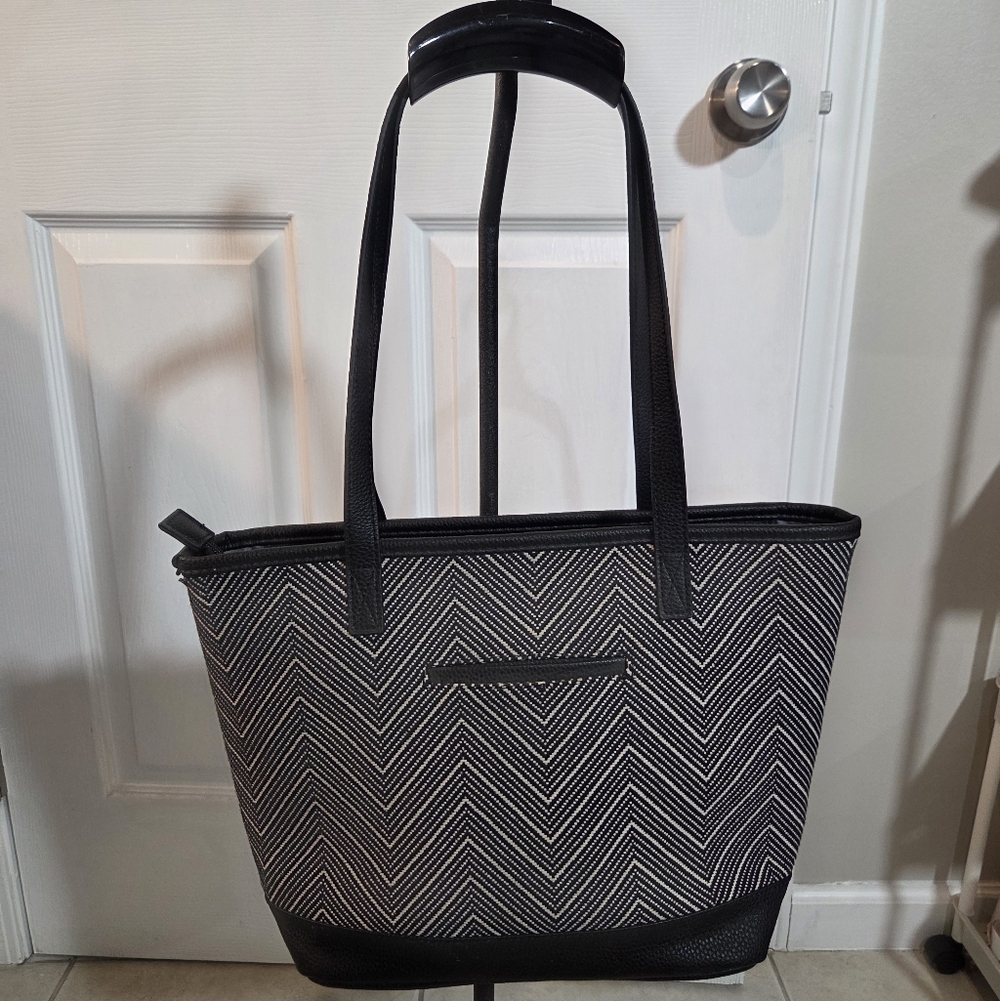 Thirty-One Little Dreamer Tote Shoulder Bag Purse Black  White Herringbone Weave - Picture 2 of 9